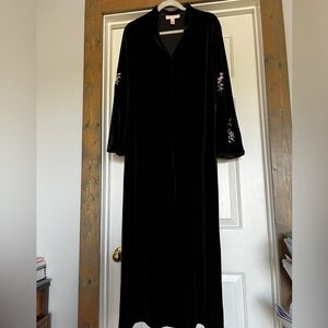 Oscar de la Renta Elegant Black Attire